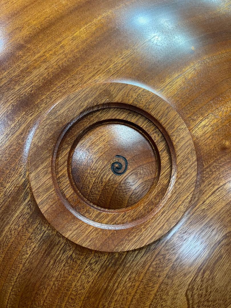 Sapele platter - foot detail