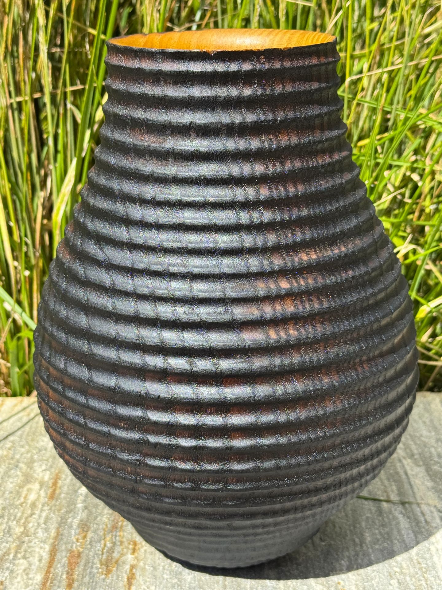 Scalloped Yakisugi Mulberry Vessel