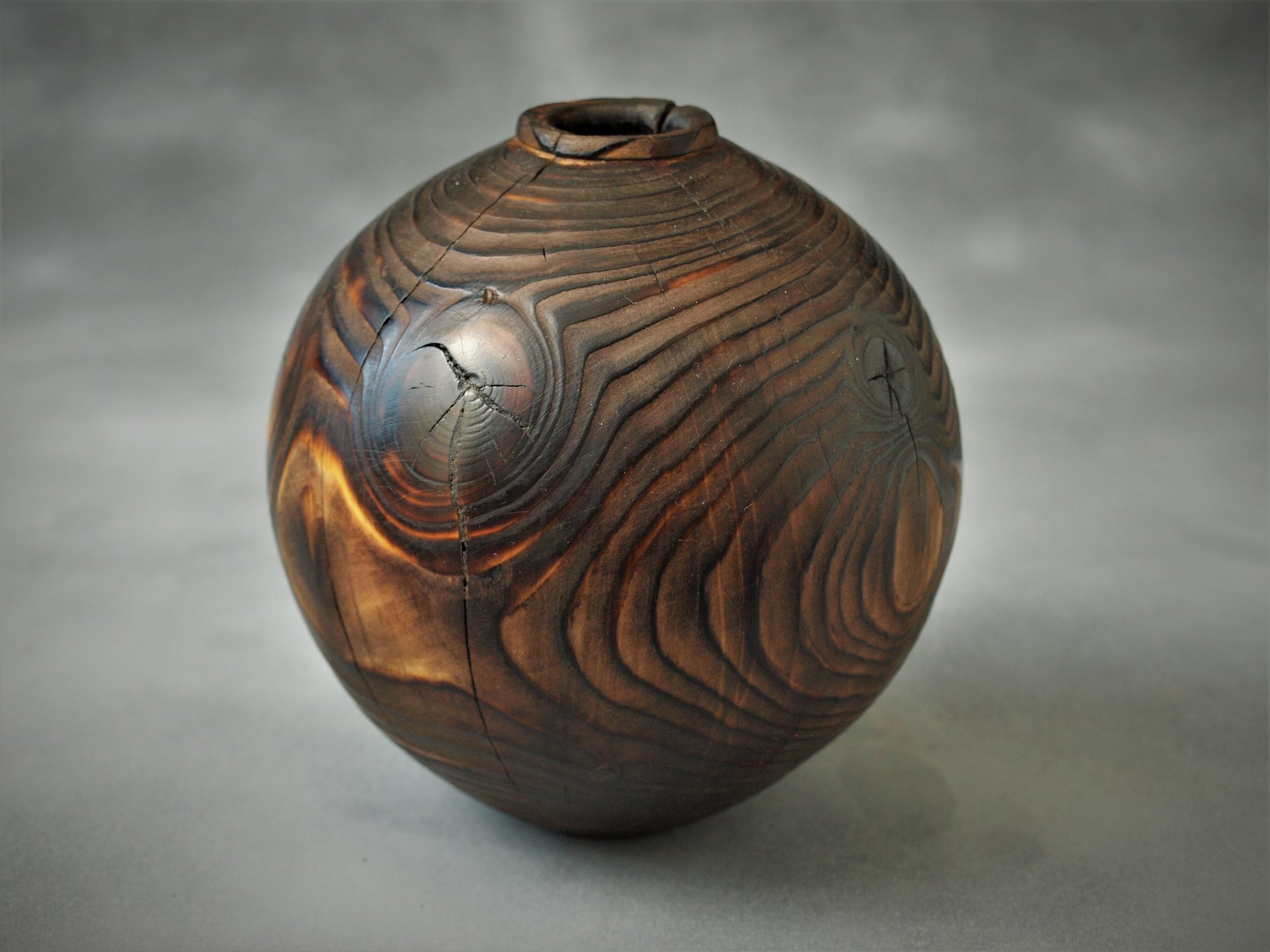 Scorched Pine Hollow form