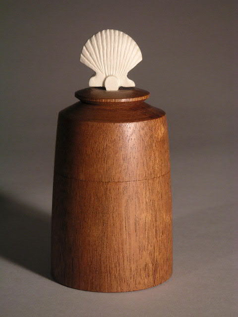 Seashell Finial Box