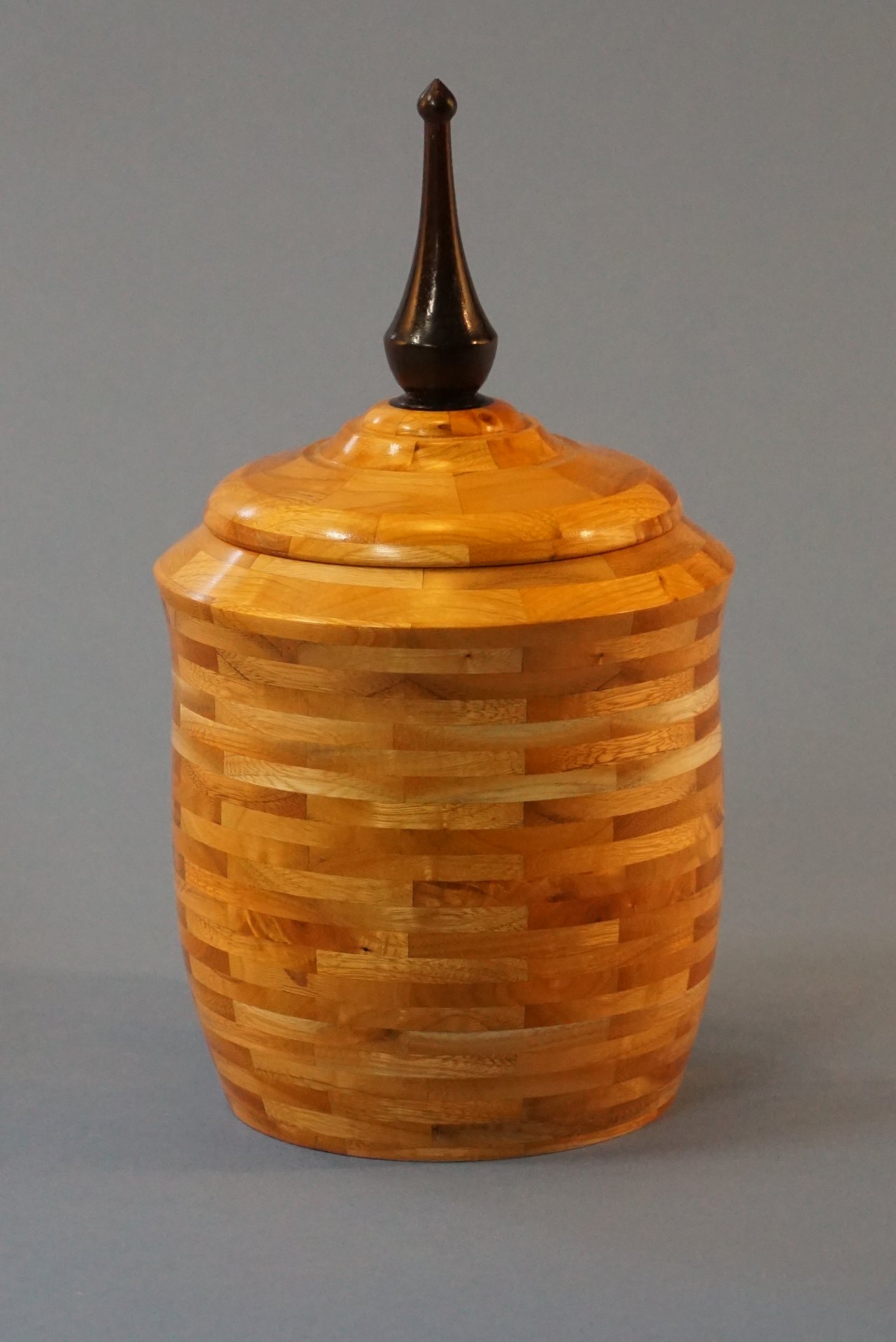 Segmented buck thorn lidded box