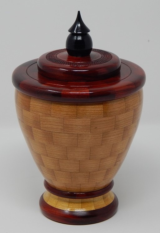 Segmented Urn