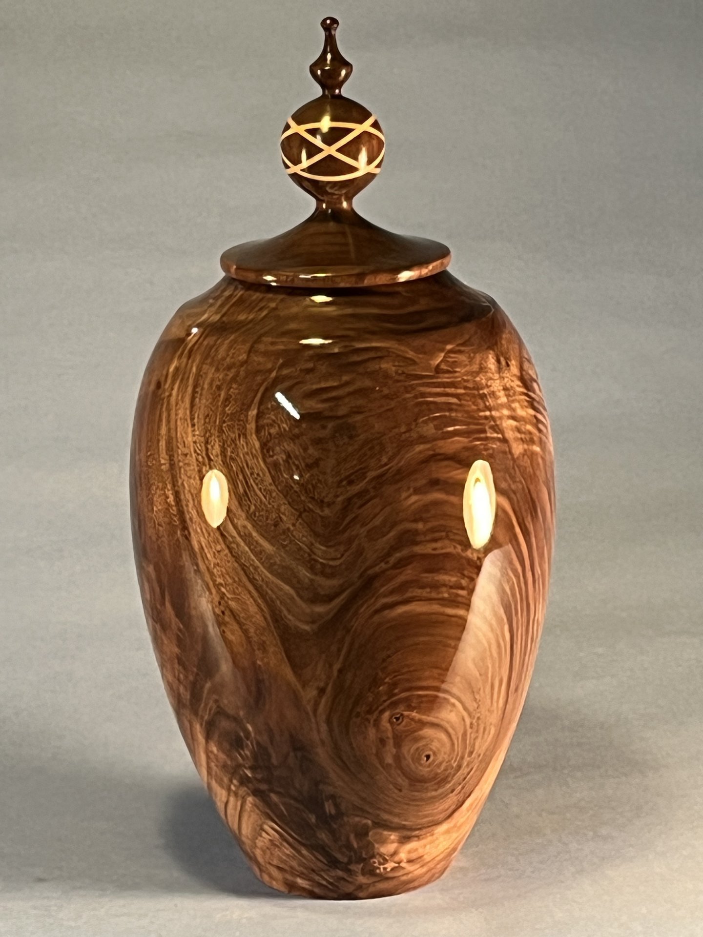 Ser. 24001 Model UWLT0715 Cremation Urn