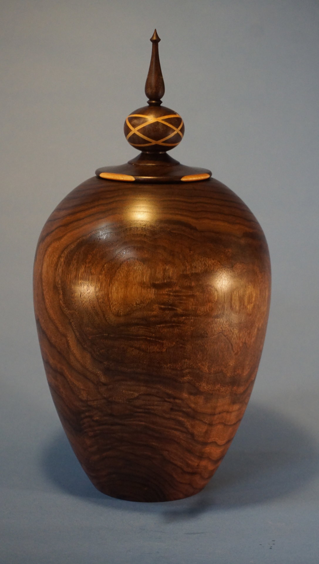 Serial 23033 Model UWDT0715000 Walnut Cremation Urn