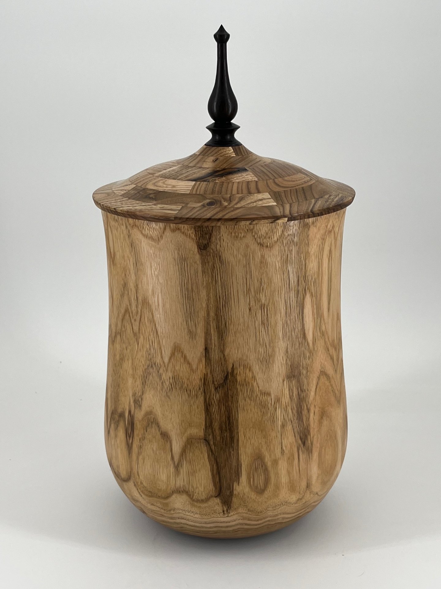 Serial 25002 Model BTDT0815 Butternut Covered Bowl