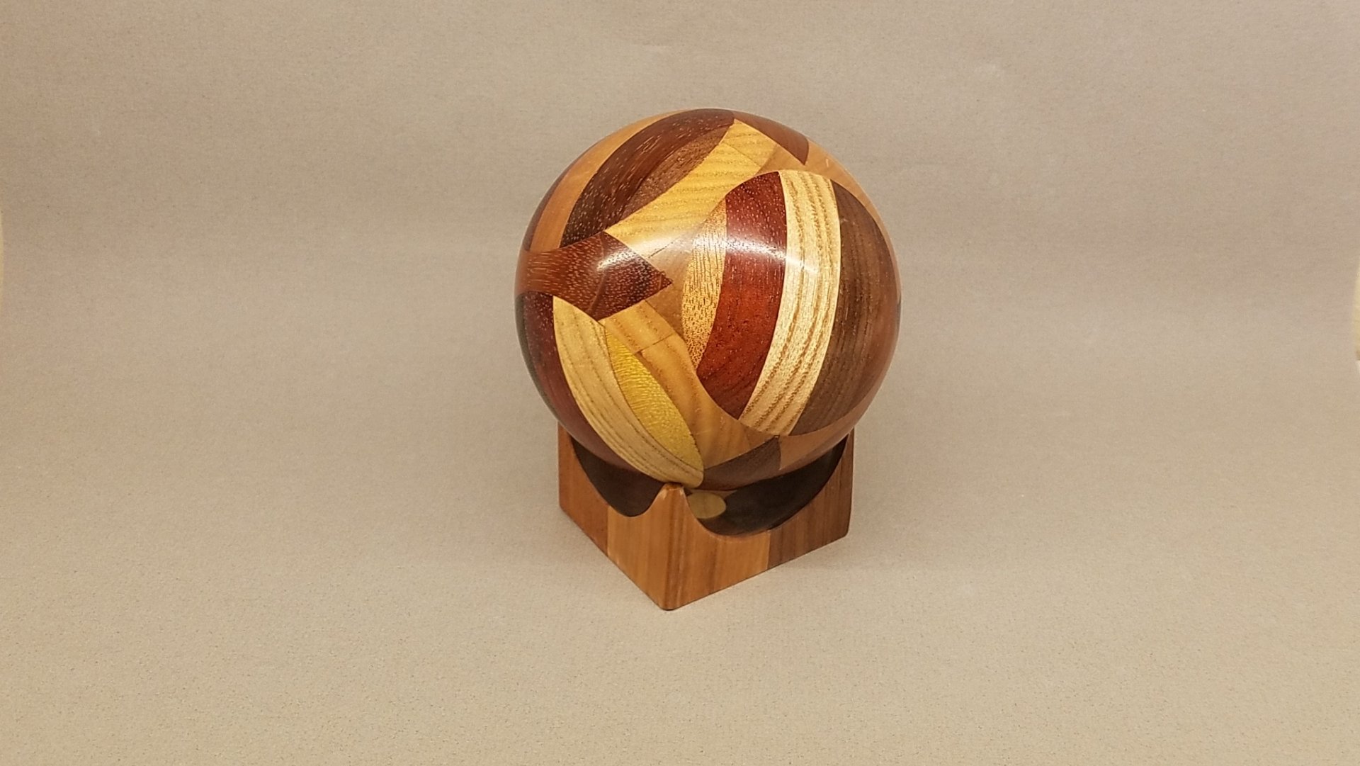 Sphere from pen blanks