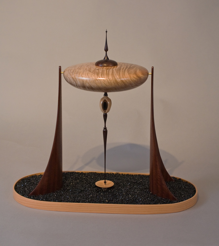 Suspended vessel with crushed glass
