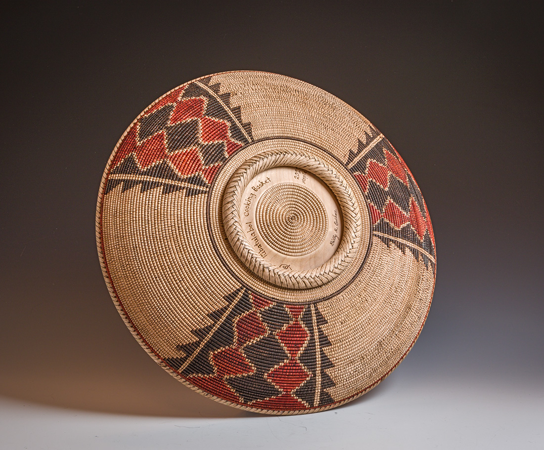 Tübatulabal Cooking Basket -- bottom view