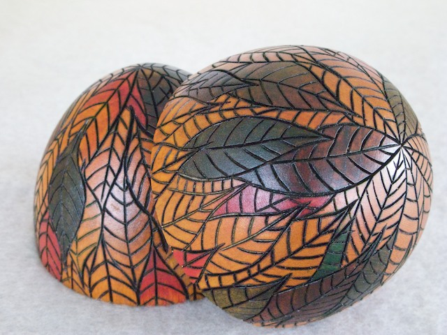 The lidded box