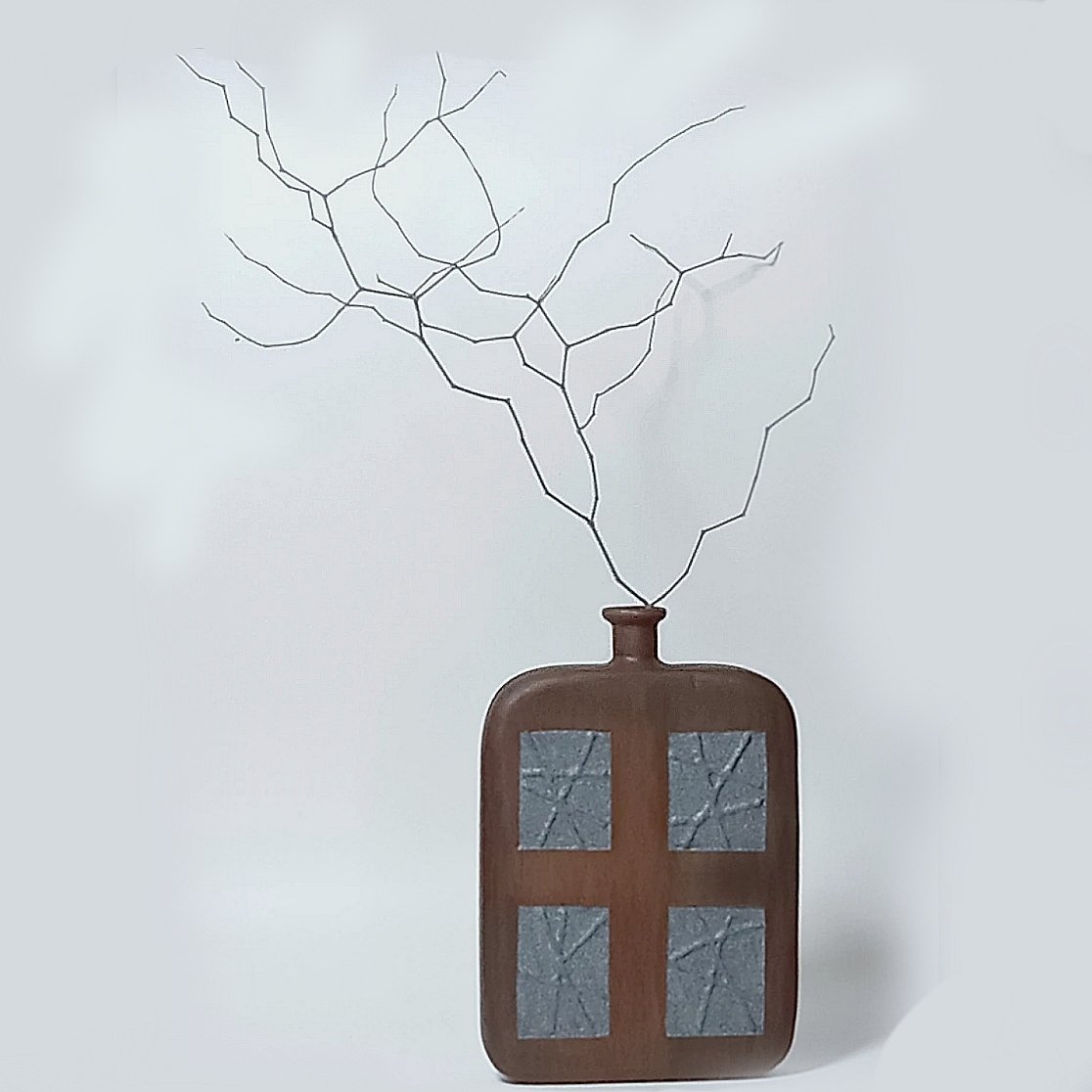 Totara vase