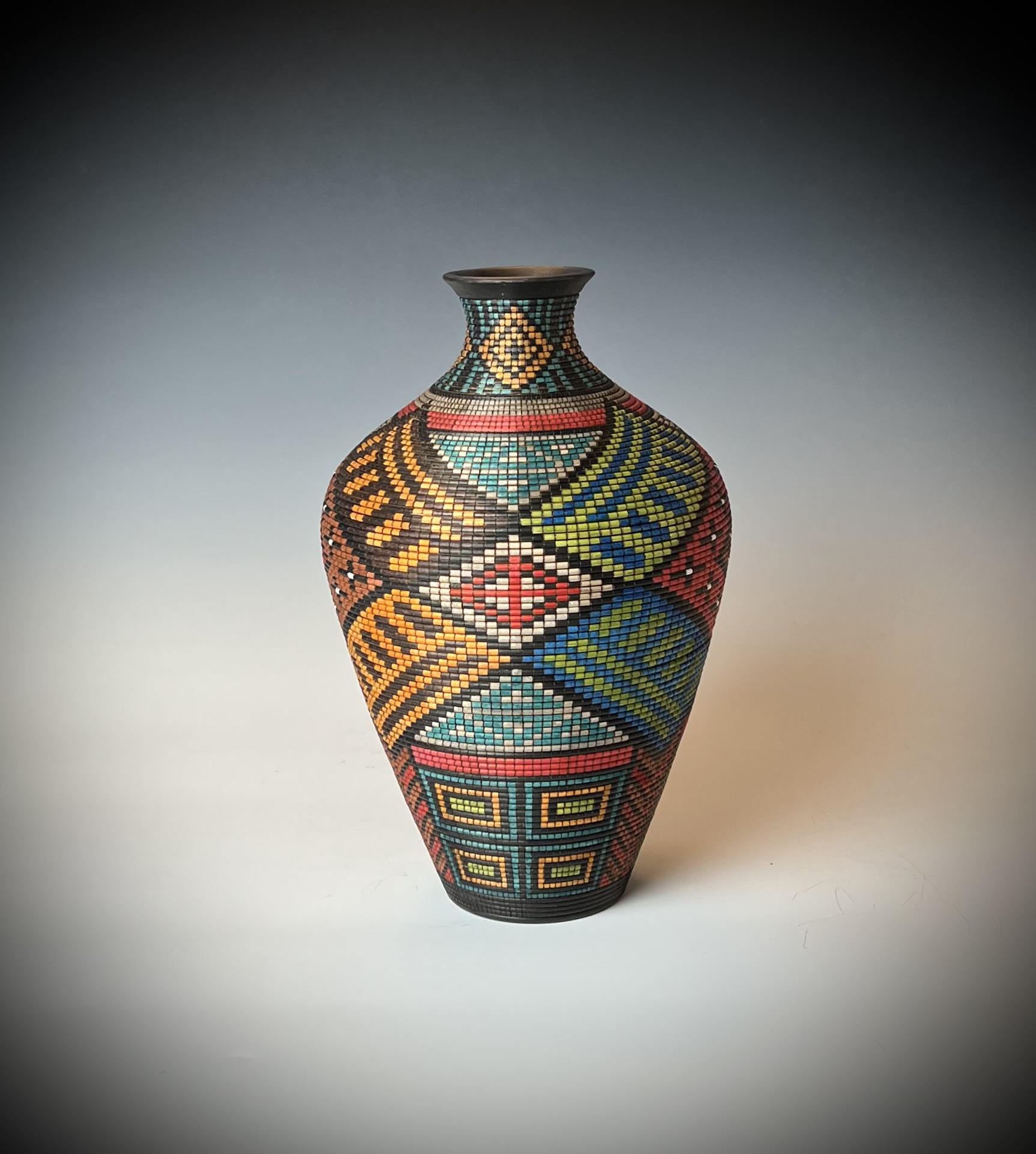 Vase #916