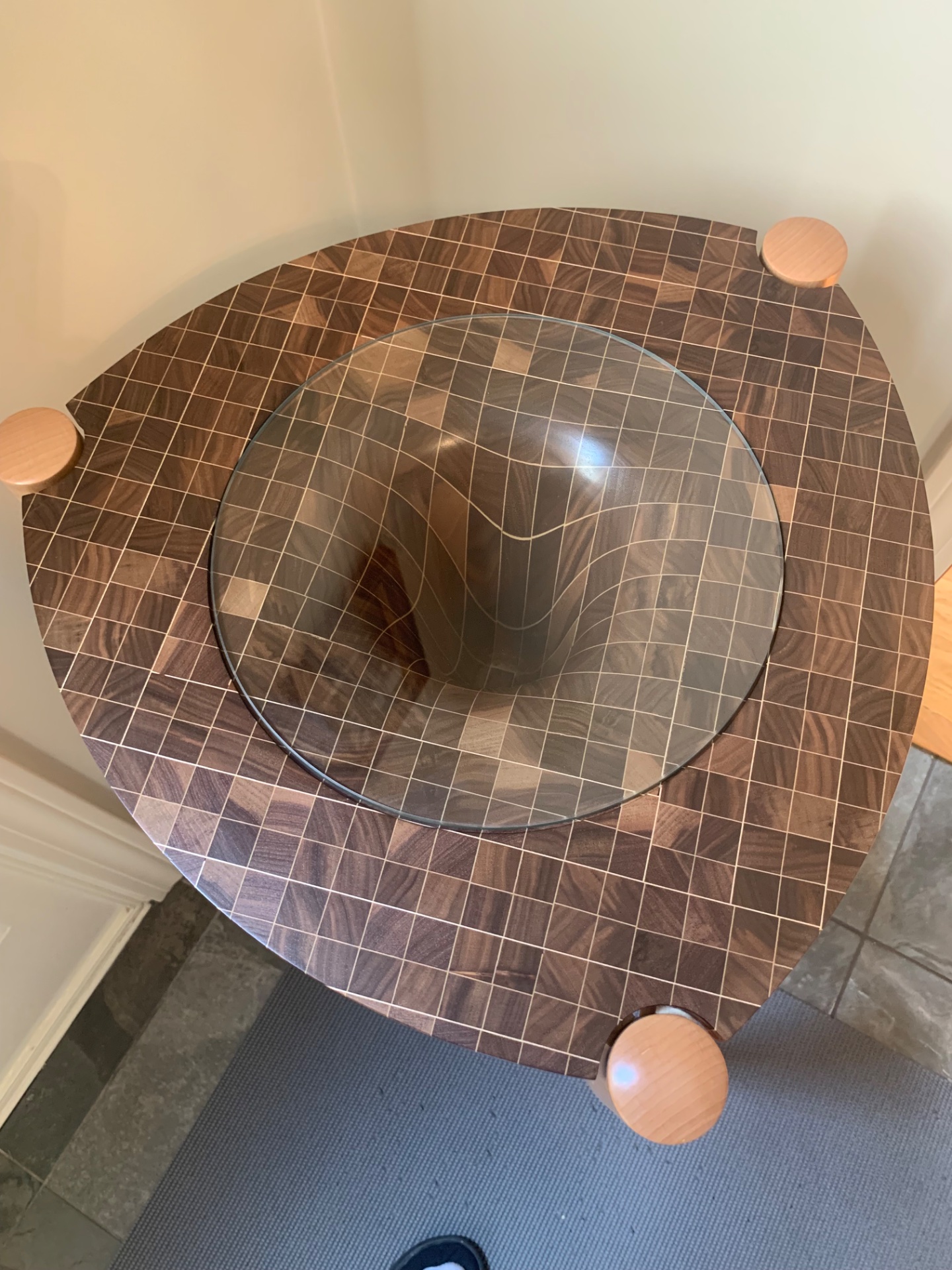 Vortex table top