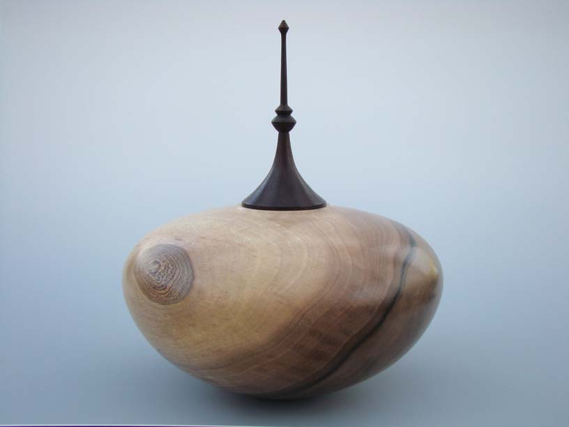 Wallnut hollow form.