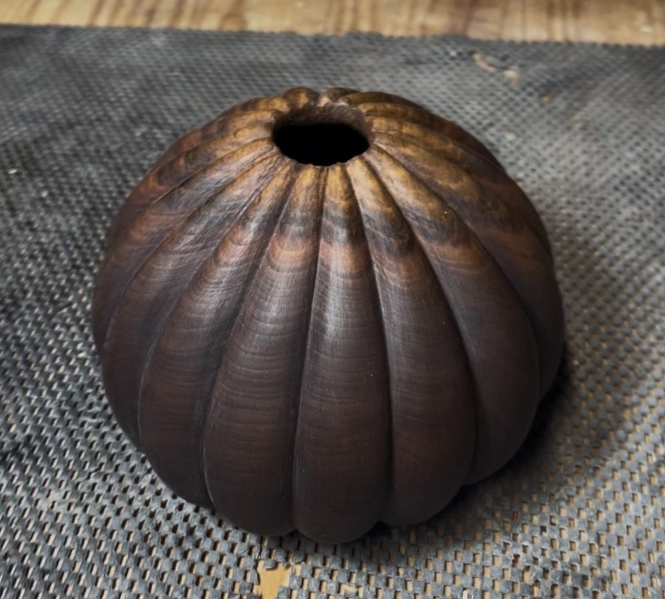 Walnut Hollow Form
