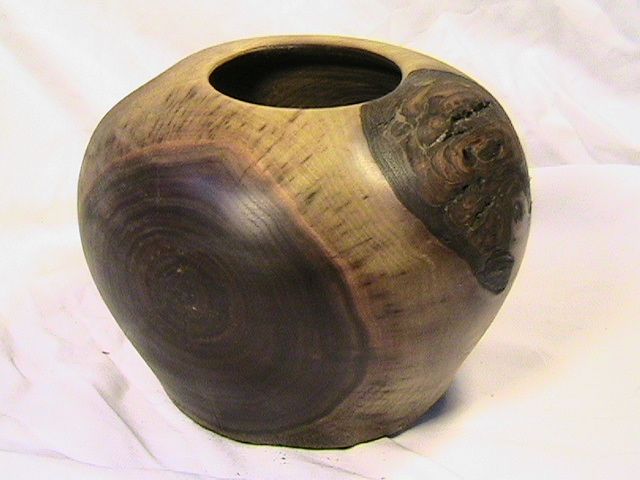 Walnut Hollow Form