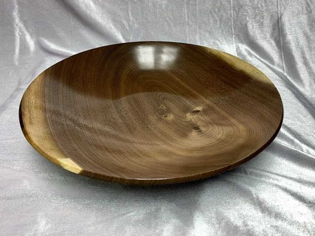 Walnut Salad Bowl