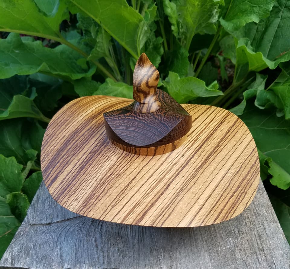 Waves and Grains - lidded box