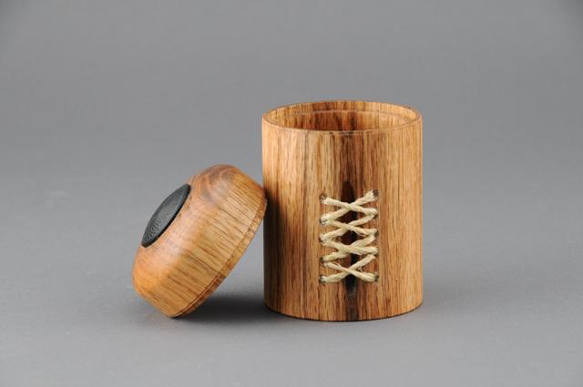 white_oah_box_with_lacing_and_black_wood