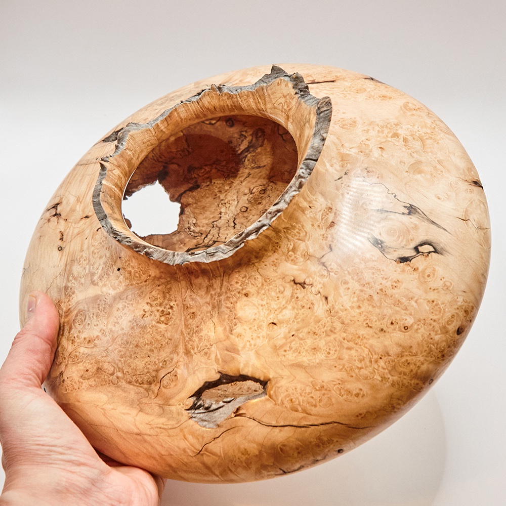 Wide vase with natural edge