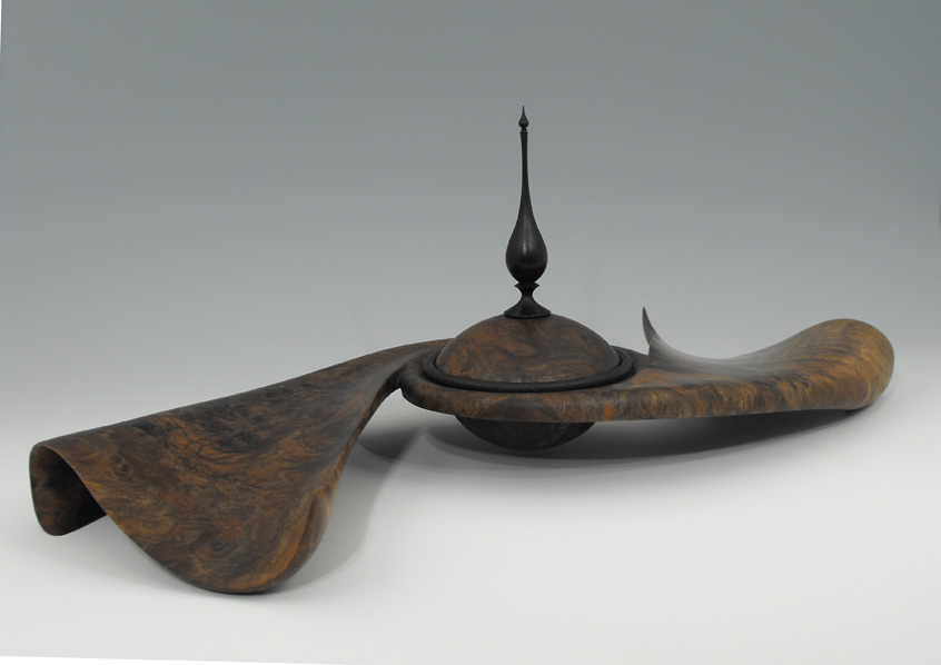 Winged box w/ finial